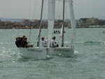 Barche a vela in gara nei mari di Rimini
