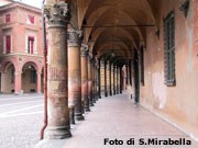 portici via zamboni