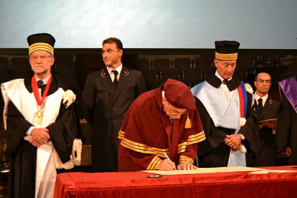 Le nuove firme sulla Magna Charta