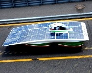Emilia 3, l'auto a energia solare creata dall'Alma Mater, al World Solar Challenge 2013