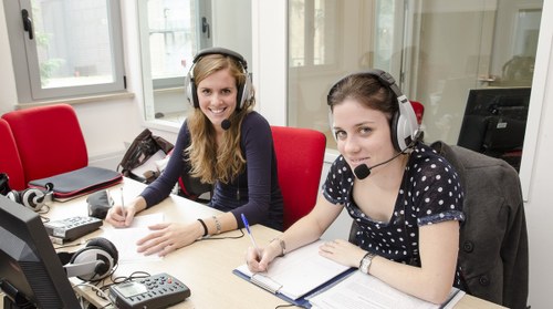 Educational inclusion: transforming linguistic diversity from obstacle to resource