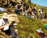 A piedi sulle rocce più profonde d'Italia