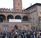 Piazza Maggiore durante la scorsa edizione di Artelibro