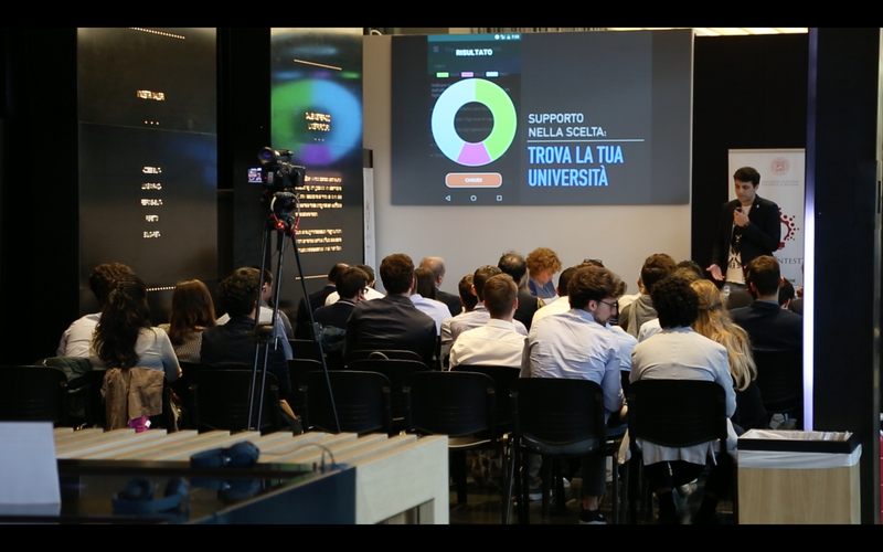 In questa sessione sono ‘qualità, chiarezza e sintesi della presentazione’ i criteri di valutazione