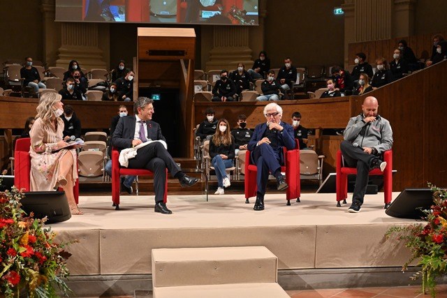 Patrizio Bertelli e Max Sirena in dialogo con il Rettore Francesco Ubertini - Foto Schiassi