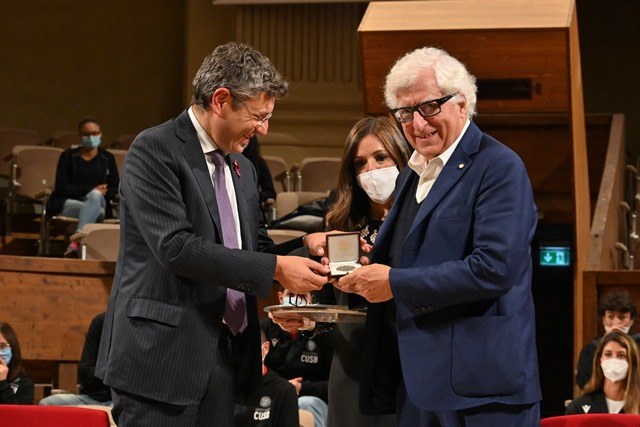 Patrizio Bertelli riceve il Sigillo di Ateneo - Foto Schiassi