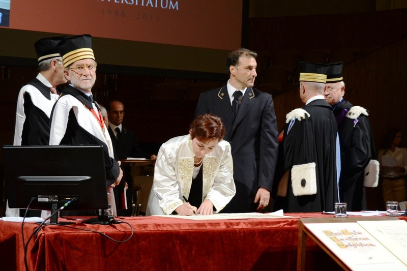 Venticinque anni di Magna Charta