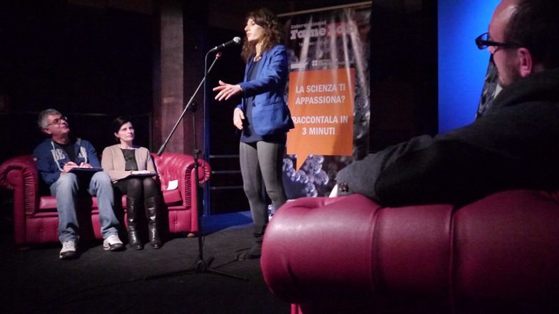FameLab: la finale bolognese della competizione internazionale che fa parlare la scienza