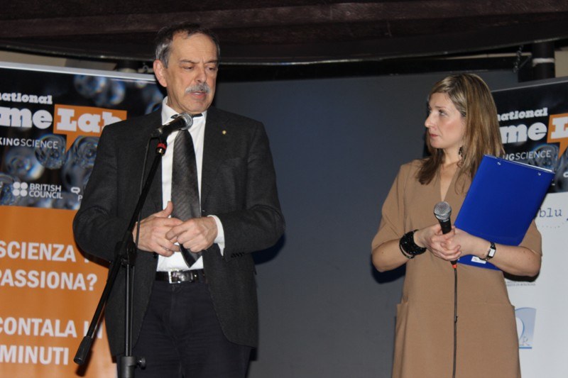FameLab: la finale bolognese della competizione internazionale che fa parlare la scienza