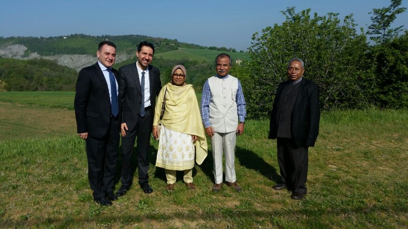 Consiglieri della Grameen Bank (Yunus) all'Università di Bologna