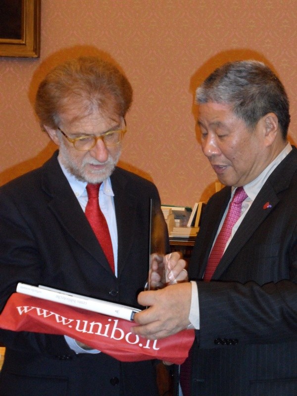 La Renmin University in visita all'Alma Mater