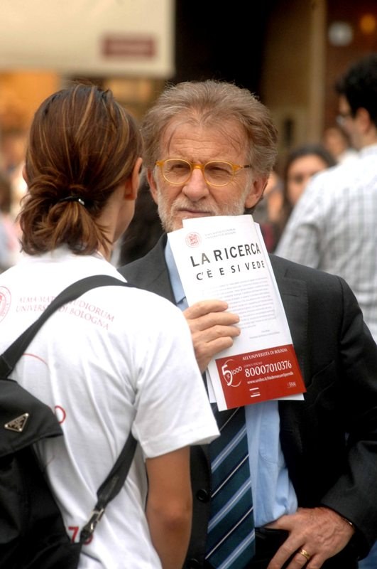 La ricerca Unibo in Piazza Nettuno