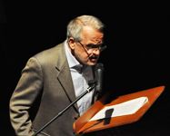 L'autore come performer. Scrittura e presenza tra poesia e teatro