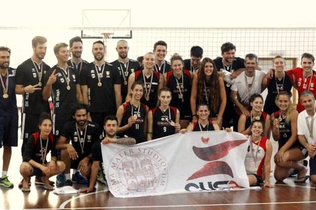Doppio oro per il volley: sia la squadra femminile che quella maschile conquistano il titolo di campioni d'Italia