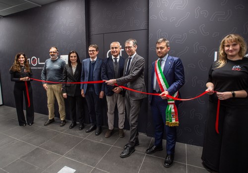 Taglio del nastro del laboratorio