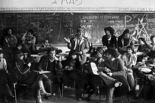 Il Dams in assemblea nel 1977, foto di Enrico Scuro