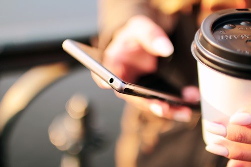 Platform economy e mondo del lavoro: l'impatto economico e ... - 