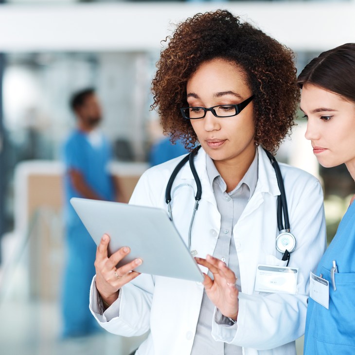 Dottoresse e infermiere