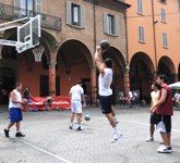 Basket in Piazza Verdi