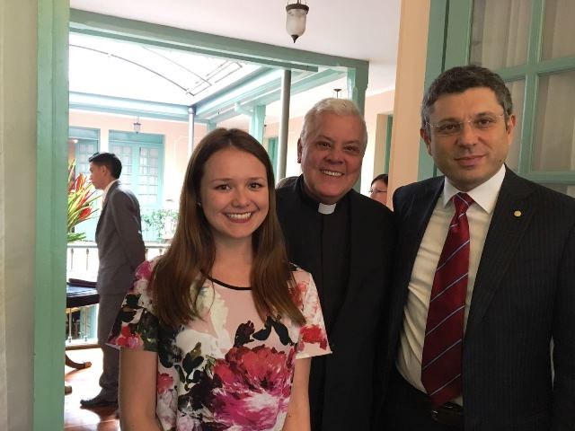 Il Rettore Ubertini con la studentessa Maria Valentina Charry Padilla dell'Università del Rosario